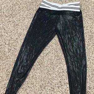 Loose leggings; stretchy; size L (10-12)